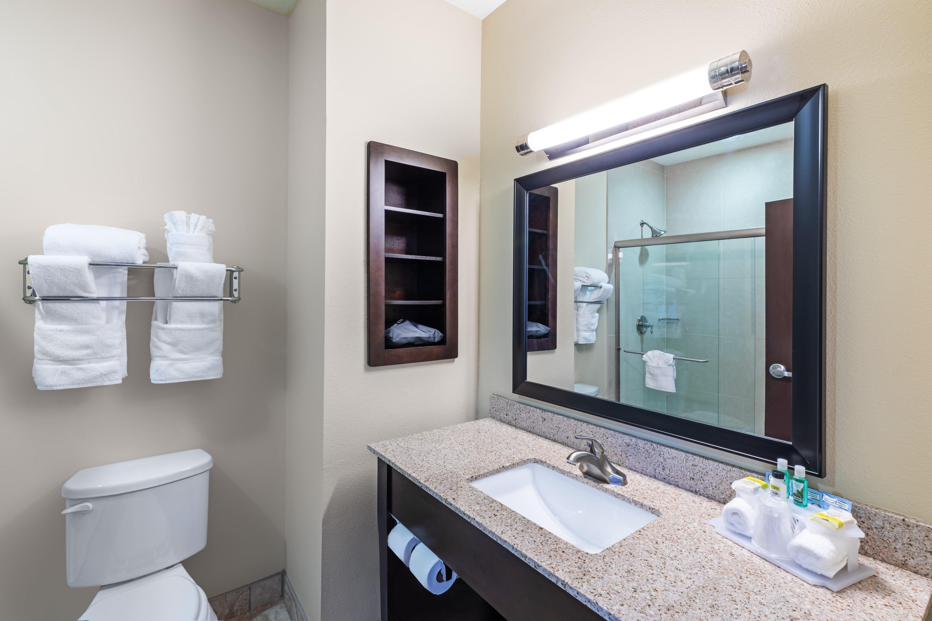 Holiday Inn Express Hotel & Suites Floresville By Ihg Exterior foto