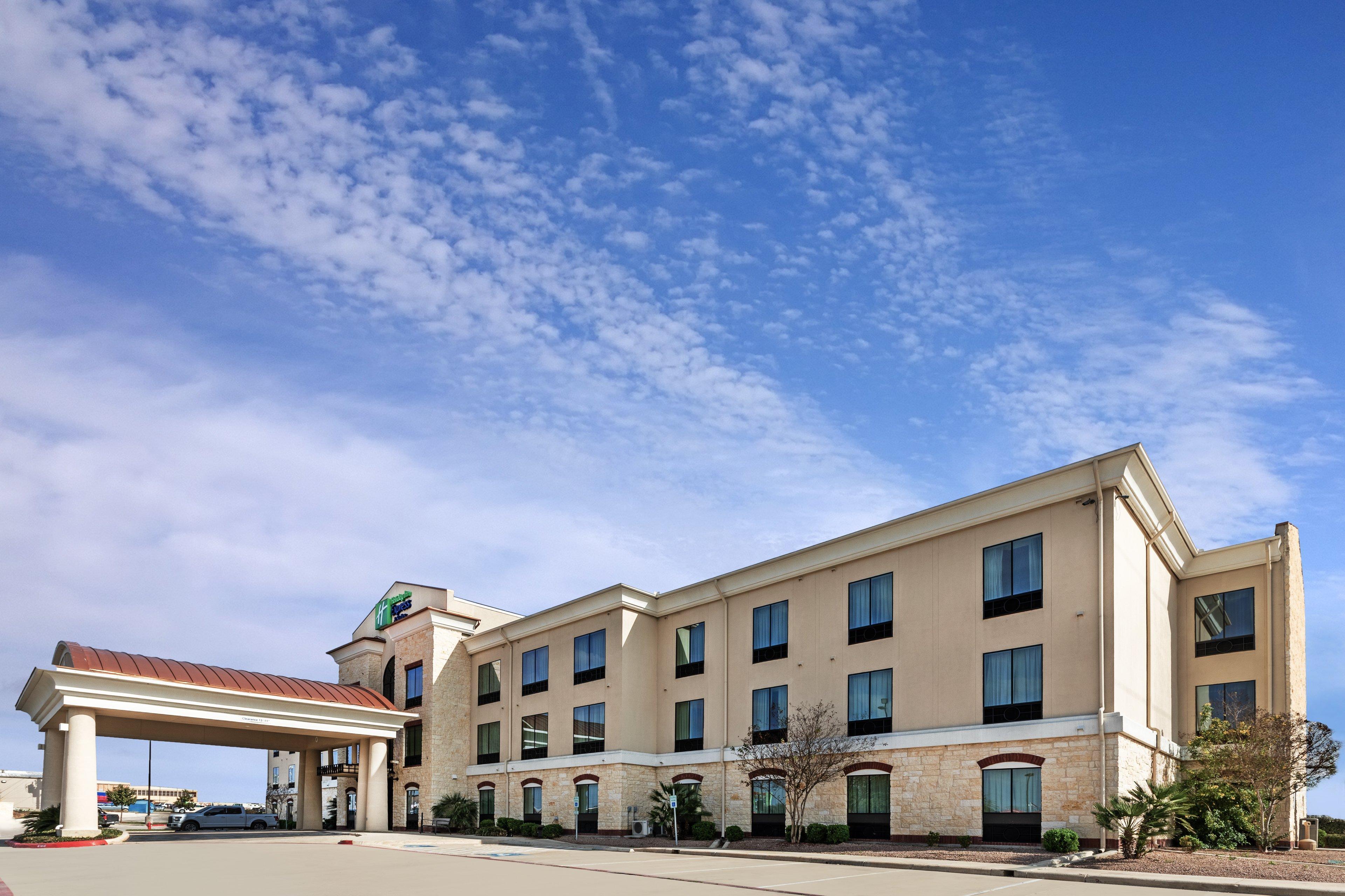 Holiday Inn Express Hotel & Suites Floresville By Ihg Exterior foto